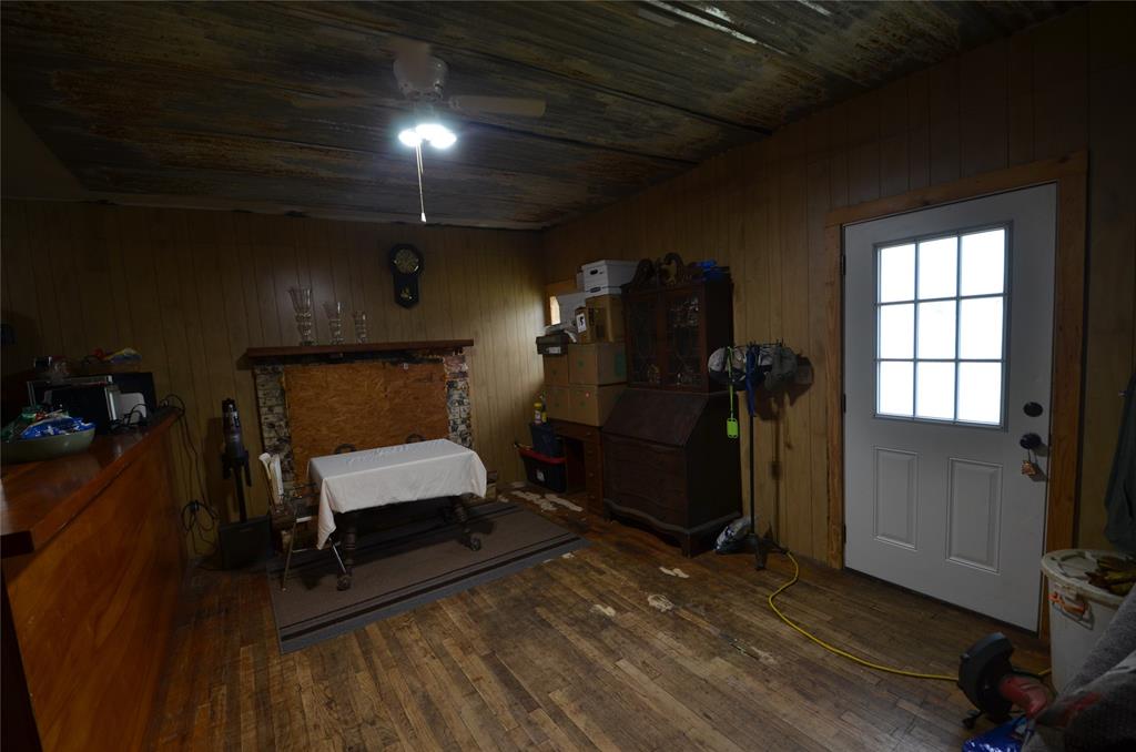 334 Cook Road Jacksboro, TX 76458 - Photo 6 of 21