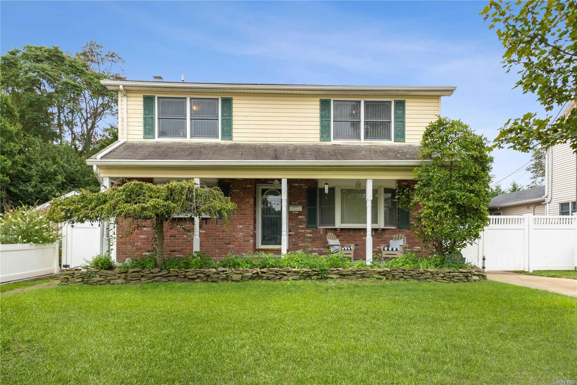 2918 Kent Road East Wantagh, NY 11793 - Photo 1 of 1 Front