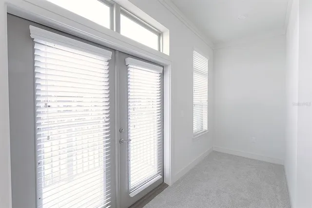 $3,950 | 1420 Lakefront Drive, Unit TH111, Sarasota, FL 34240