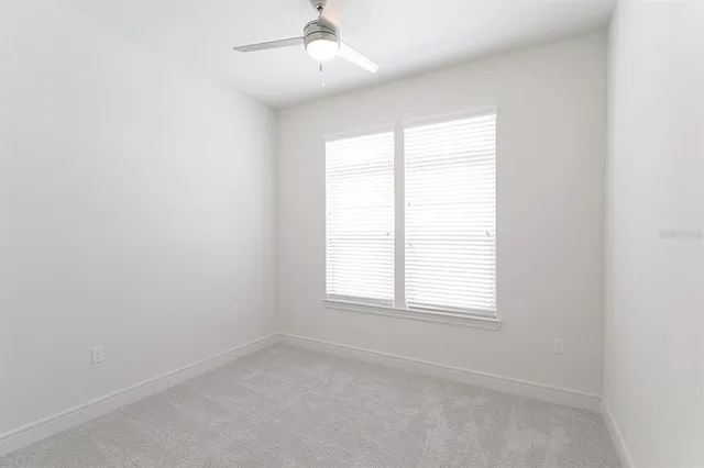 $3,950 | 1420 Lakefront Drive, Unit TH111, Sarasota, FL 34240