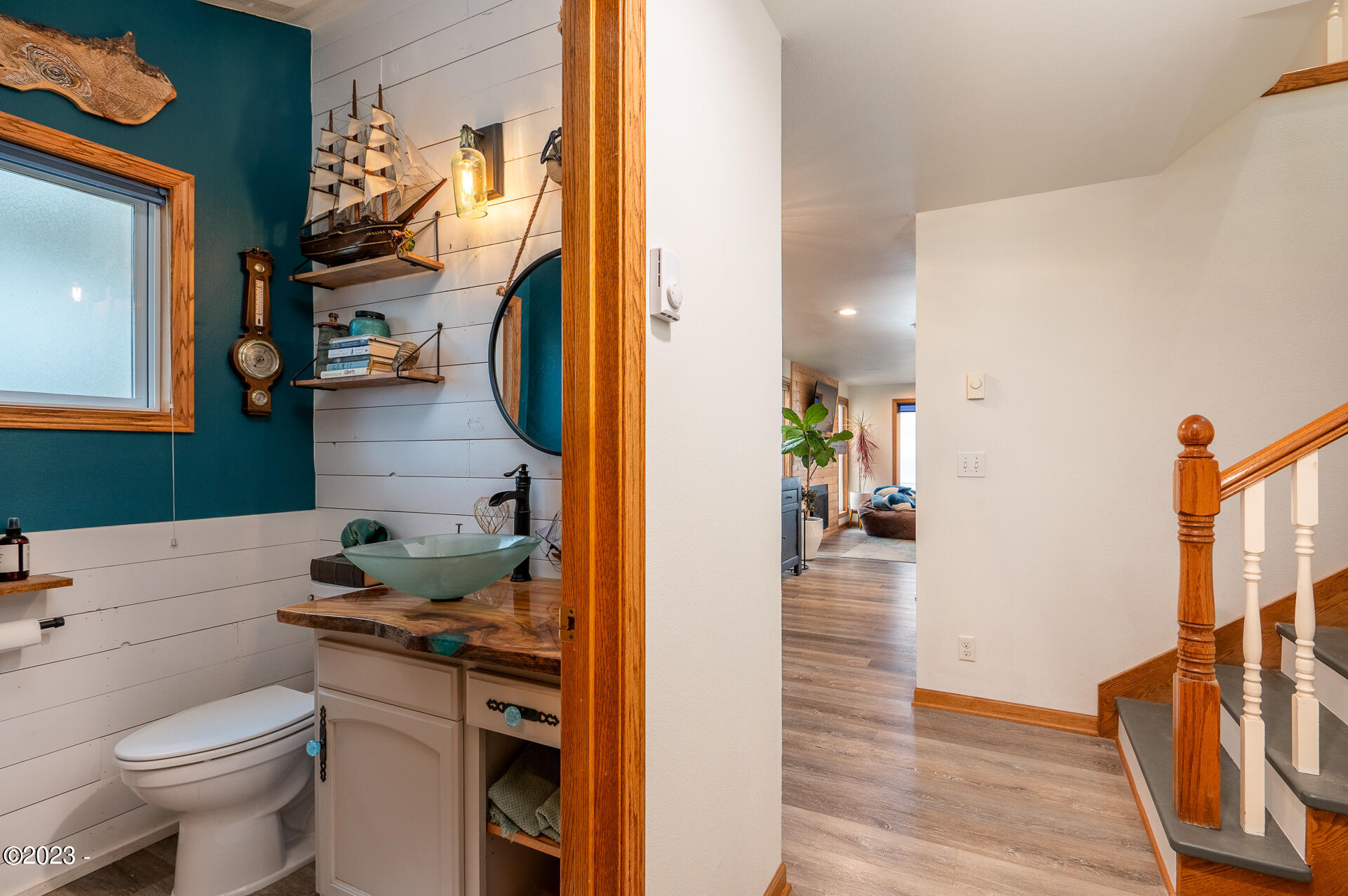 970 Southwest Mark Street Newport, OR 97365 - Photo 26 of 63 Half bath