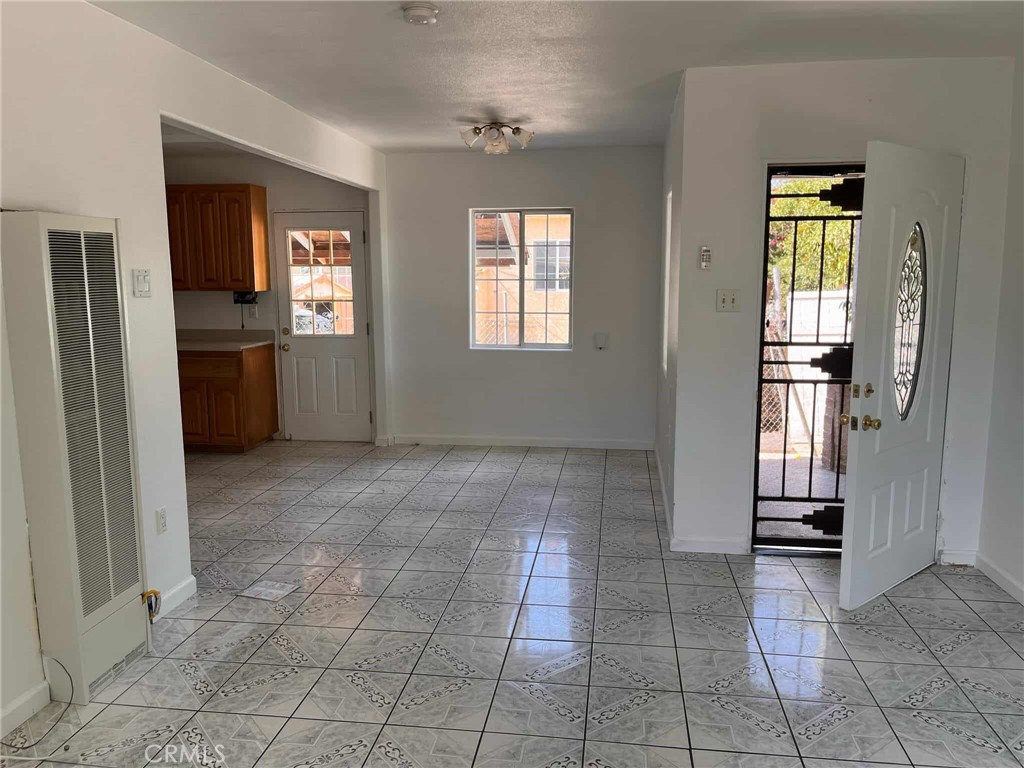 4091 Dwight Avenue Riverside, CA 92507 - Photo 6 of 12