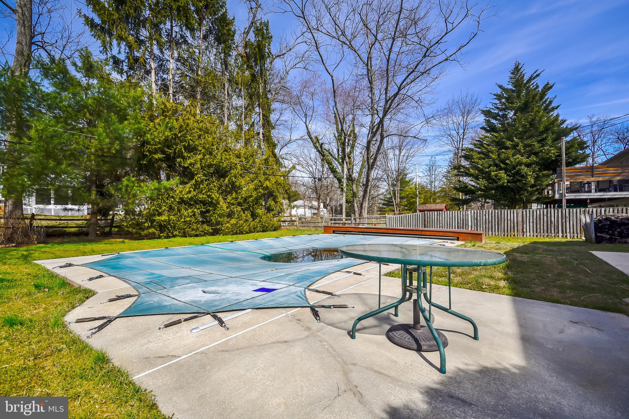222 Rickswood Road Lutherville-Timonium, MD 21093 - Photo 25 of 34 In Ground Pool