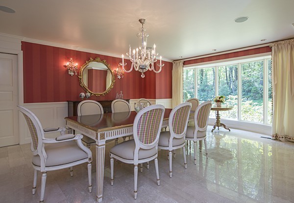 Gallery Image 6