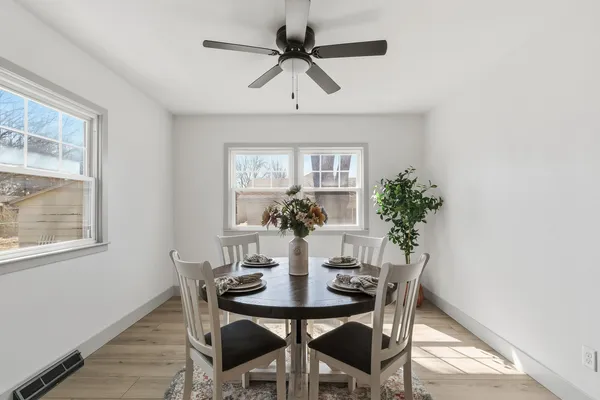 $179,900 | 4118 10th Avenue, Moline, IL 61265