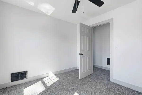 $179,900 | 4118 10th Avenue, Moline, IL 61265