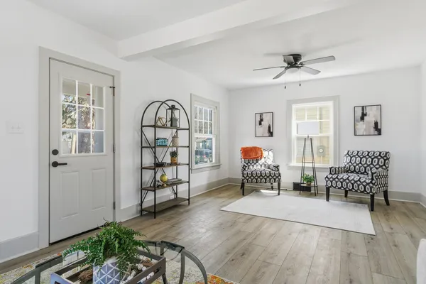 $179,900 | 4118 10th Avenue, Moline, IL 61265