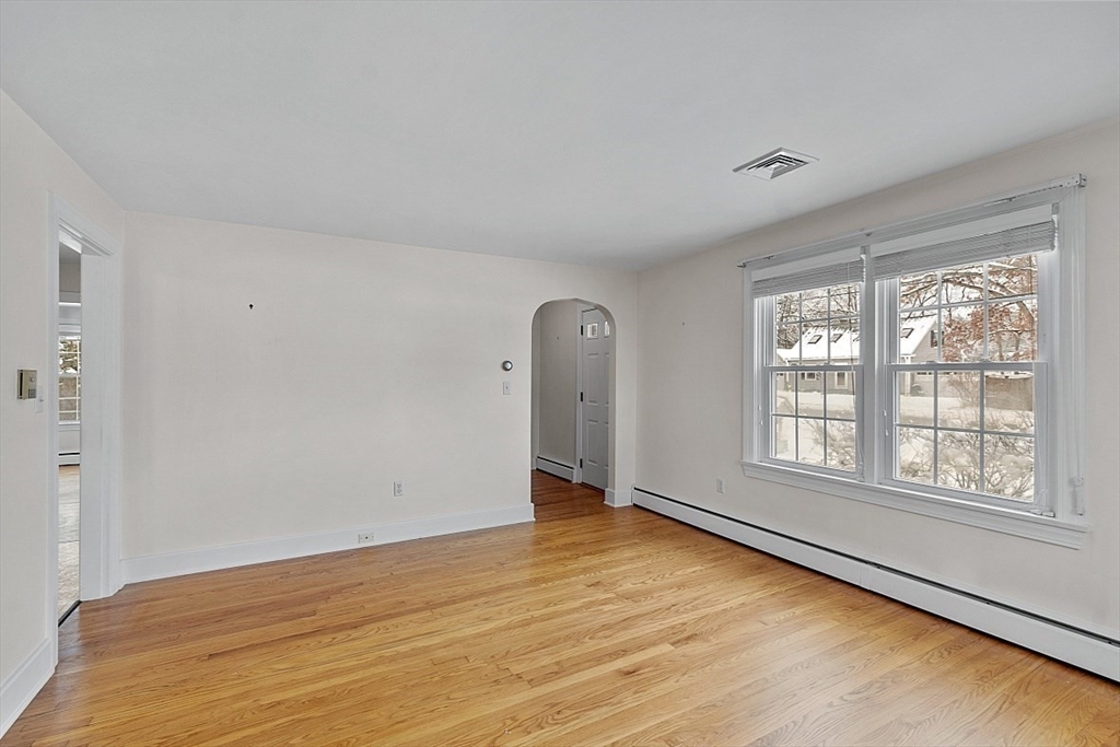 157 Plain Road Westford, MA 01886 - Photo 8 of 35 Gallery Image 8