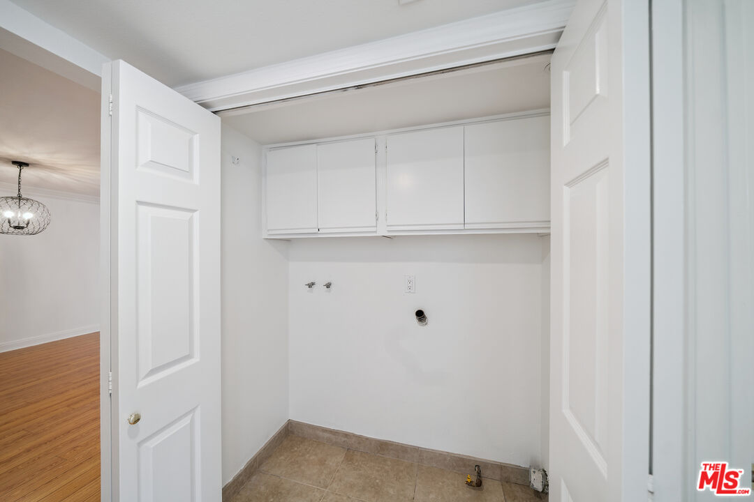 1508 Greenfield Avenue, Unit 206 Los Angeles, CA 90025 - Photo 15 of 31 a view of cabinets
