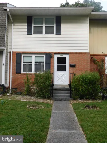 $1,550 | 205 Moore Drive, Berryville, VA 22611