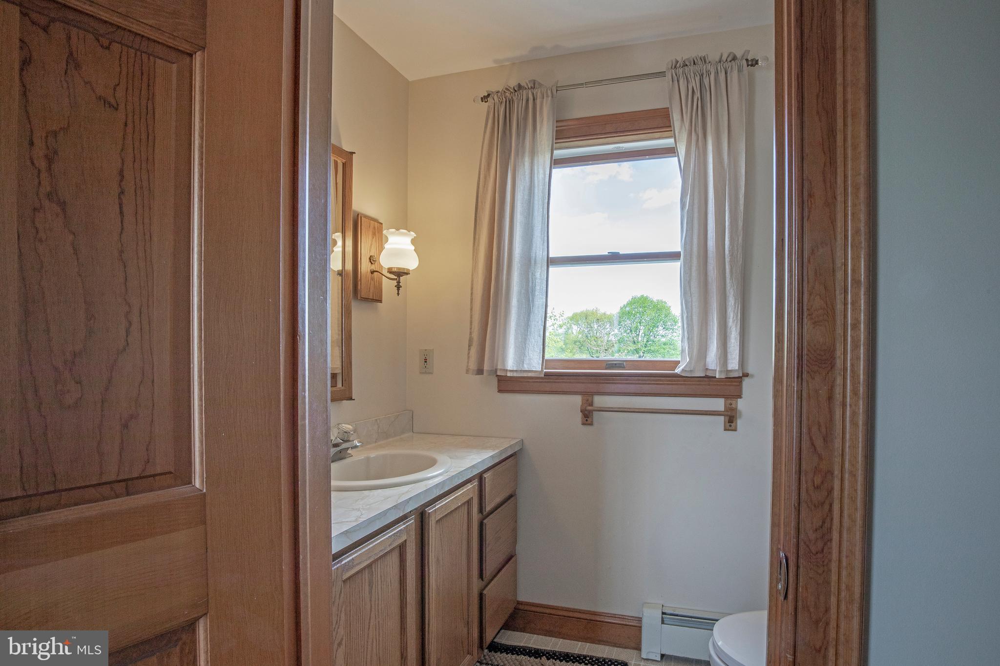 280 King Road Doylestown, PA 18901 - Photo 31 of 50 1/2 bath off Laundry Room-Back Hall
