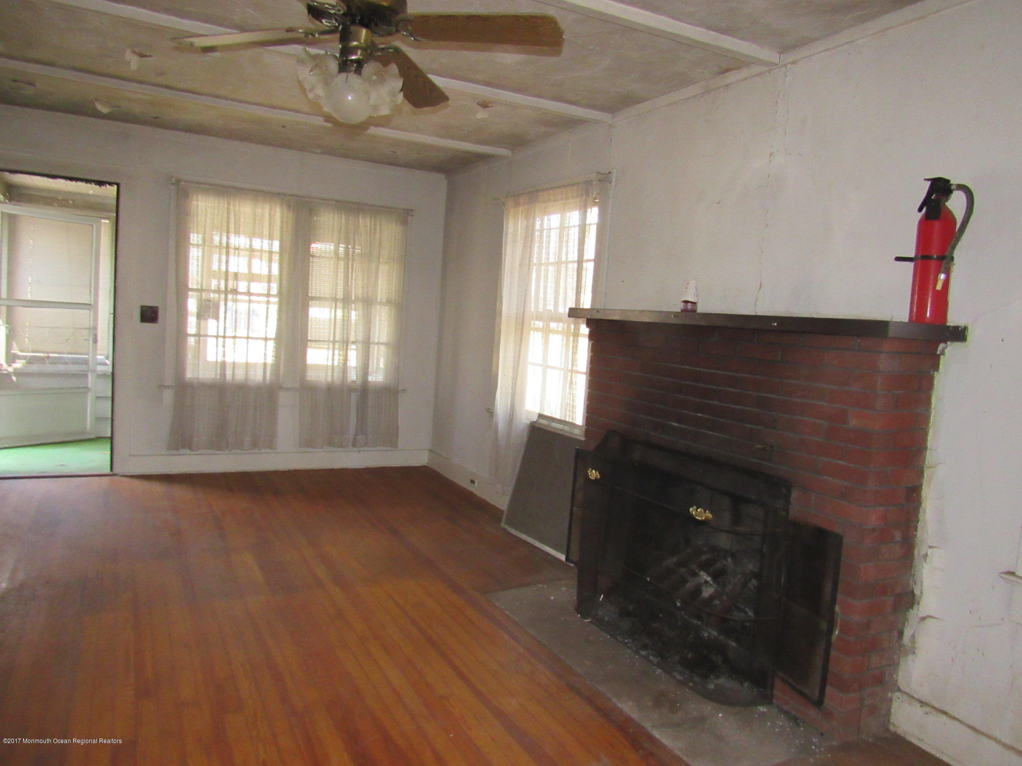 508 Couse Road Neptune Township, NJ 07753 - Photo 4 of 8 IMG_3986
