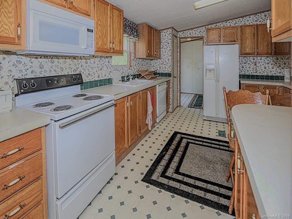 1290 Rabbit Skin Road Waynesville, NC 28785 - Photo 13 of 42 Gallery Image 13