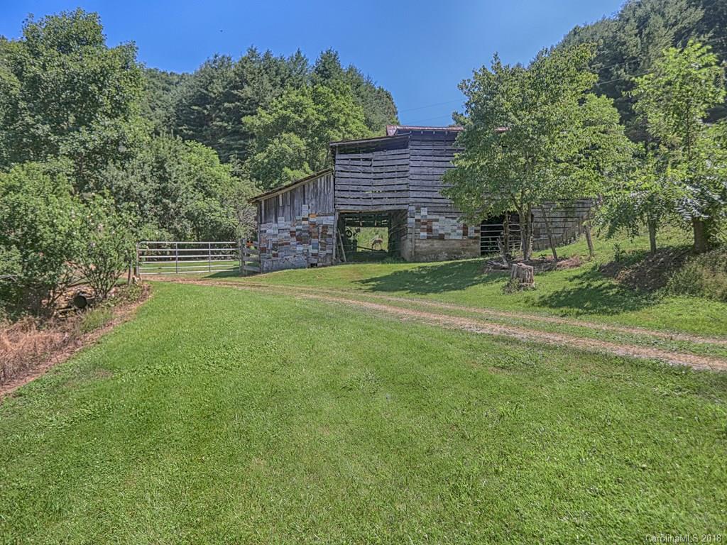 1290 Rabbit Skin Road Waynesville, NC 28785 - Photo 20 of 42 Gallery Image 20