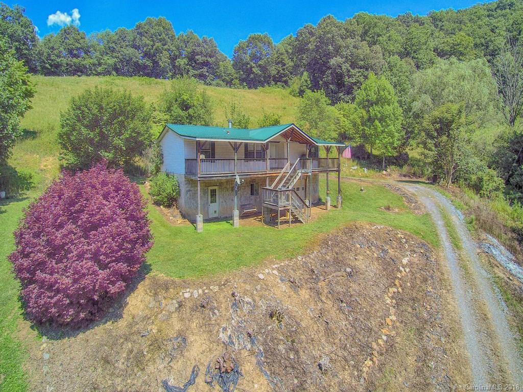 1290 Rabbit Skin Road Waynesville, NC 28785 - Photo 3 of 42 Gallery Image 3