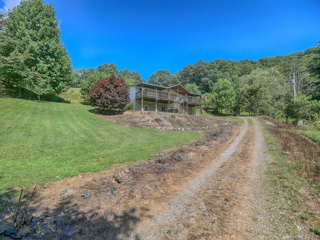 1290 Rabbit Skin Road Waynesville, NC 28785 - Photo 7 of 42 Gallery Image 7