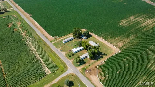 $115,000 | 29481 State Hwy B, Campbell, MO 63933