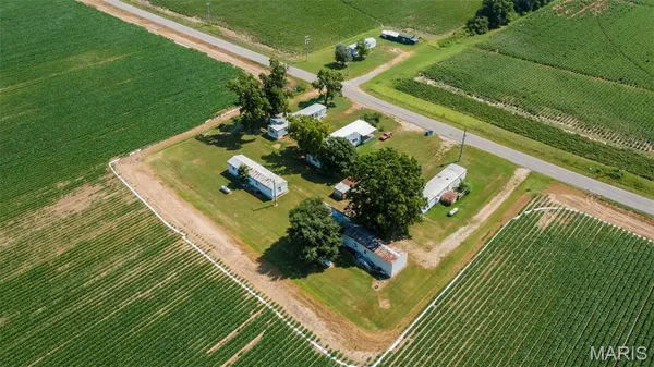 $115,000 | 29481 State Hwy B, Campbell, MO 63933