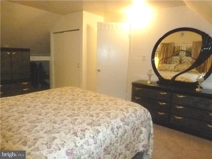 37 Gooseneck Road Levittown, PA 19057 - Photo 20 of 25 Master Bedroom