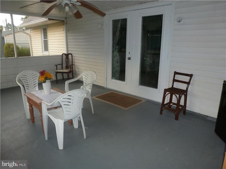 37 Gooseneck Road Levittown, PA 19057 - Photo 24 of 25 Sun Room