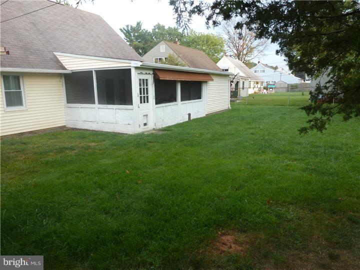 37 Gooseneck Road Levittown, PA 19057 - Photo 25 of 25 Back Yard