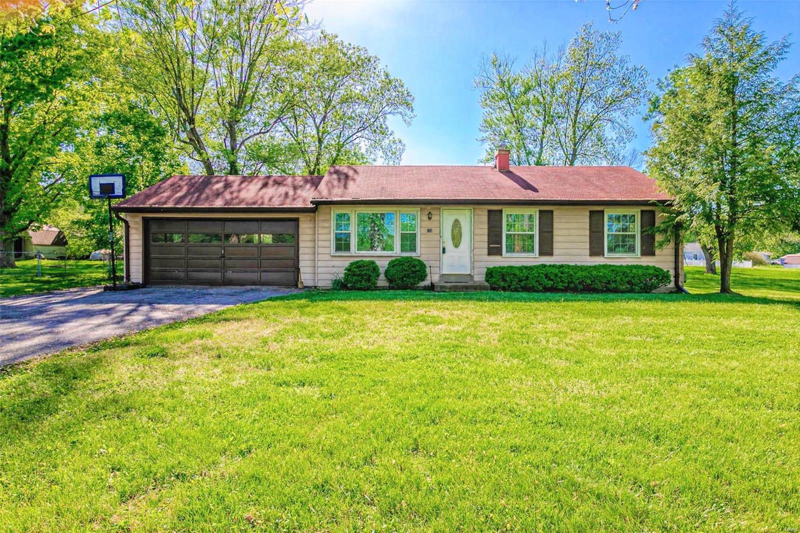235 Old Ballwin Road Ballwin, MO 63021 - Photo 1 of 31