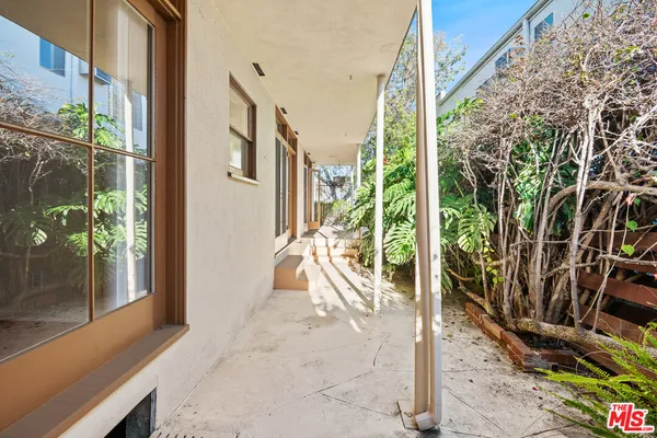 a view of outdoor space