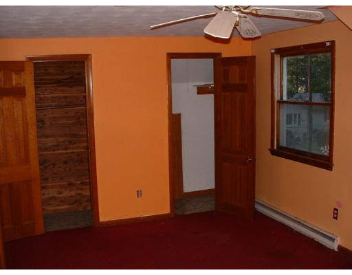 43 Worthy Street Springfield, MA 01104 - Photo 4 of 6