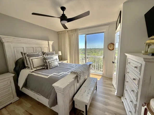 $299,900 | 9800 Grand Sandestin Boulevard, Unit 5615, Miramar Beach, FL 32550