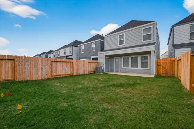 $2,400 | 2826 Lisburn Ter Lane, Houston, TX 77051