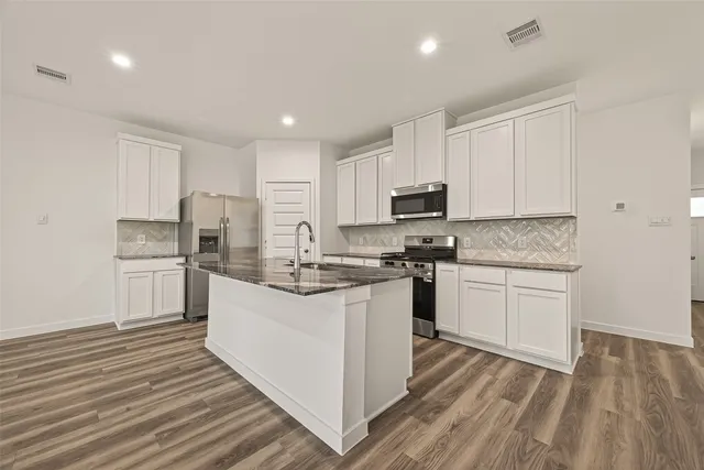 $2,400 | 2826 Lisburn Ter Lane, Houston, TX 77051