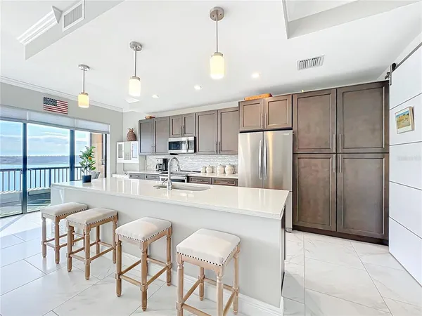 $470,000 | 16300 County Road 455, Unit 607, Montverde, FL 34756