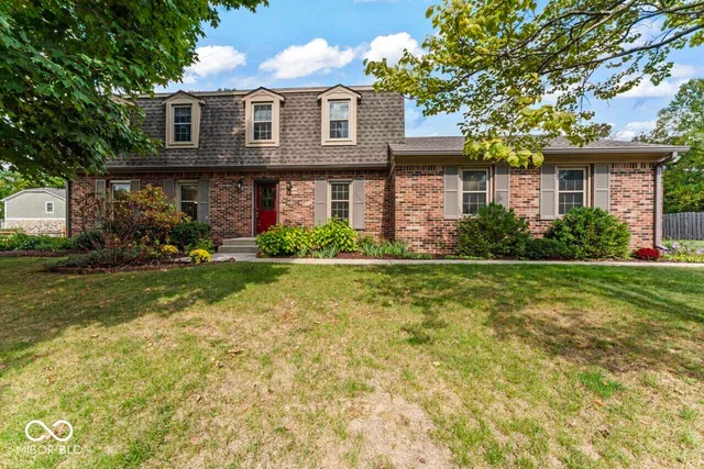 $415,000 | 7222 Hampstead Lane, Indianapolis, IN 46256