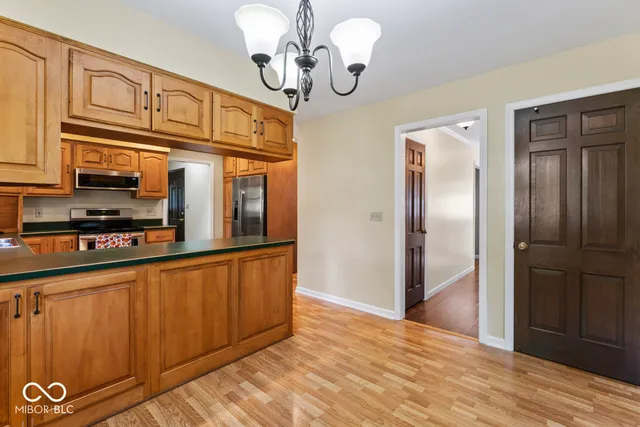 $415,000 | 7222 Hampstead Lane, Indianapolis, IN 46256