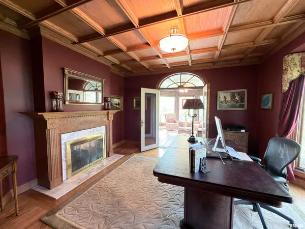 $699,900 | 11350 North Oak Trail Drive, Peoria, IL 61615