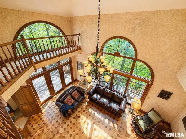 $699,900 | 11350 North Oak Trail Drive, Peoria, IL 61615