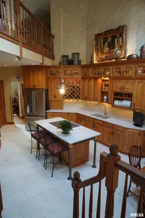 $699,900 | 11350 North Oak Trail Drive, Peoria, IL 61615