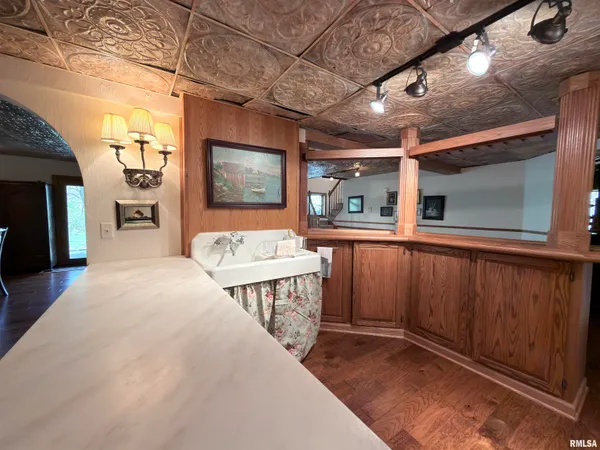 $699,900 | 11350 North Oak Trail Drive, Peoria, IL 61615