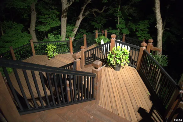 $699,900 | 11350 North Oak Trail Drive, Peoria, IL 61615