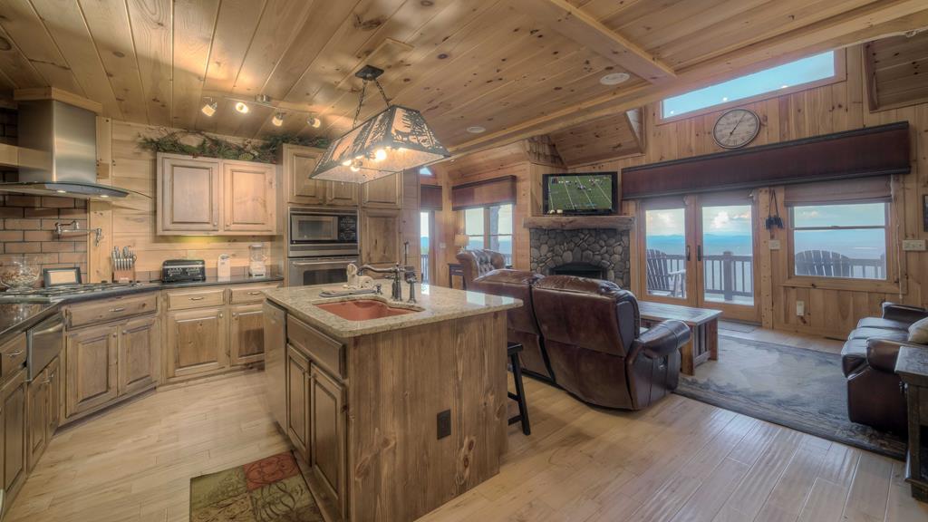 173 Sunrock Mountain Trail Blue Ridge, GA 30513 - Photo 60 of 92