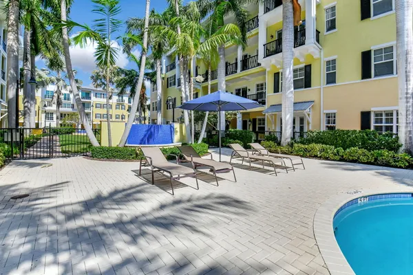 $5,200 | 3120 East Latitude Circle, Unit 307, Delray Beach, FL 33483