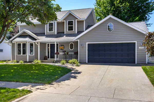 $449,900 | 1341 4th Avenue North, Onalaska, WI 54650