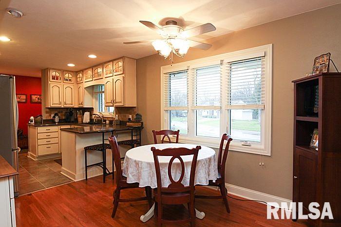 9328 142nd St Court West Taylor Ridge, IL 61284 - Photo 5 of 24
