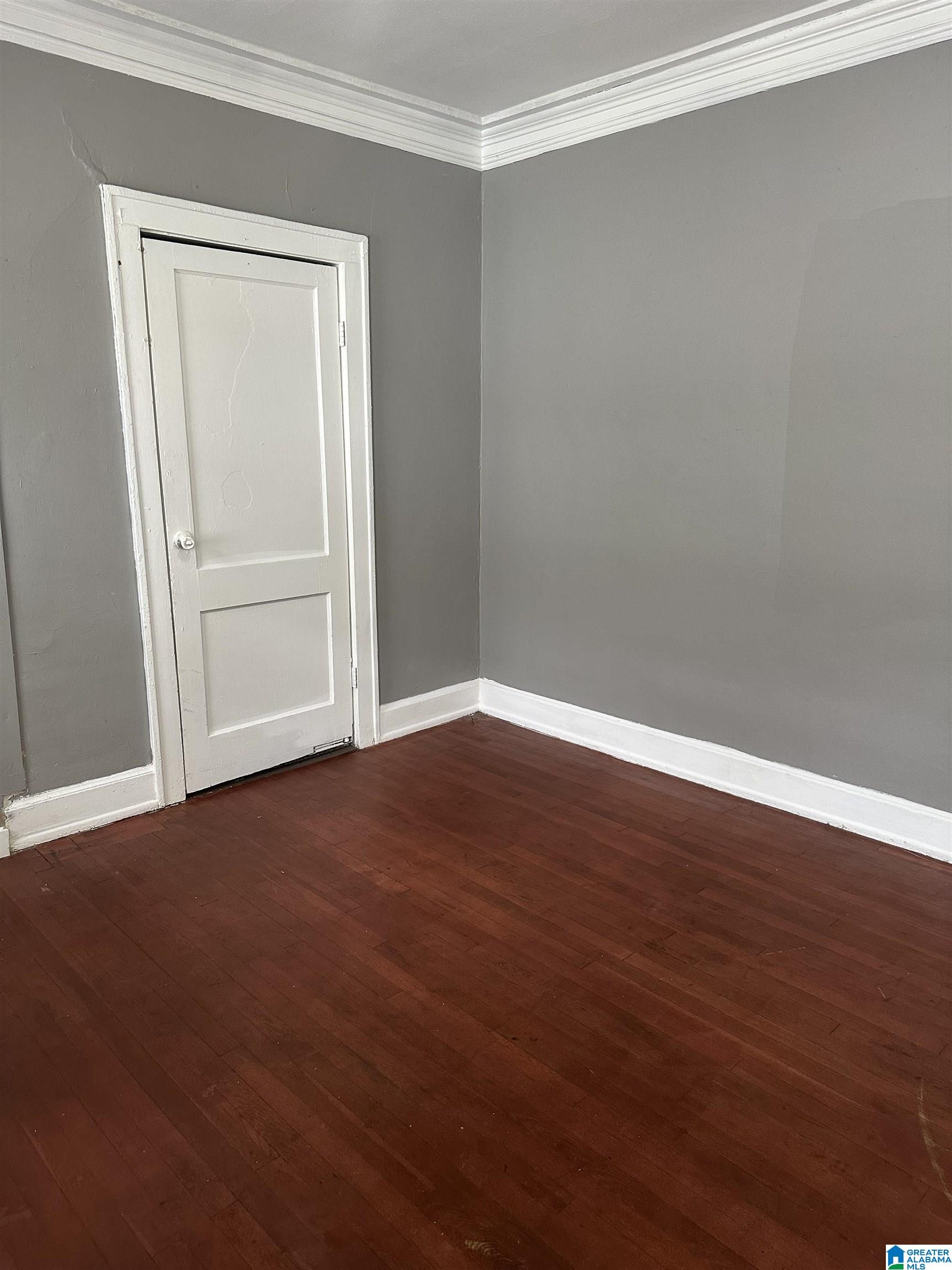 529 Fulton Avenue Southwest Birmingham, AL 35211 - Photo 13 of 17