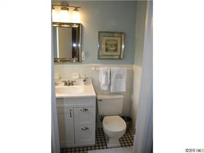2527 Inverness Road Charlotte, NC 28209 - Photo 10 of 16 Gallery Image 10