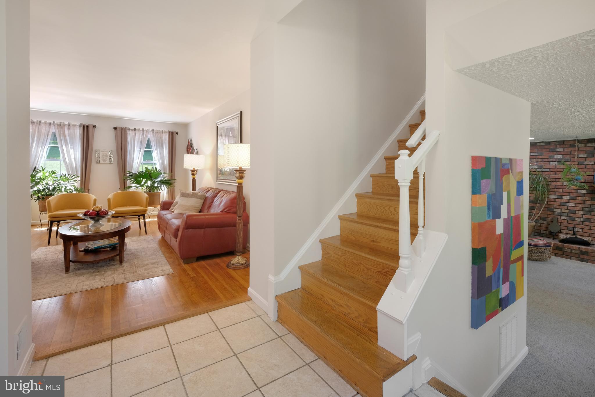 13713 Lockdale Road Silver Spring, MD 20906 - Photo 5 of 58 INTERIOR