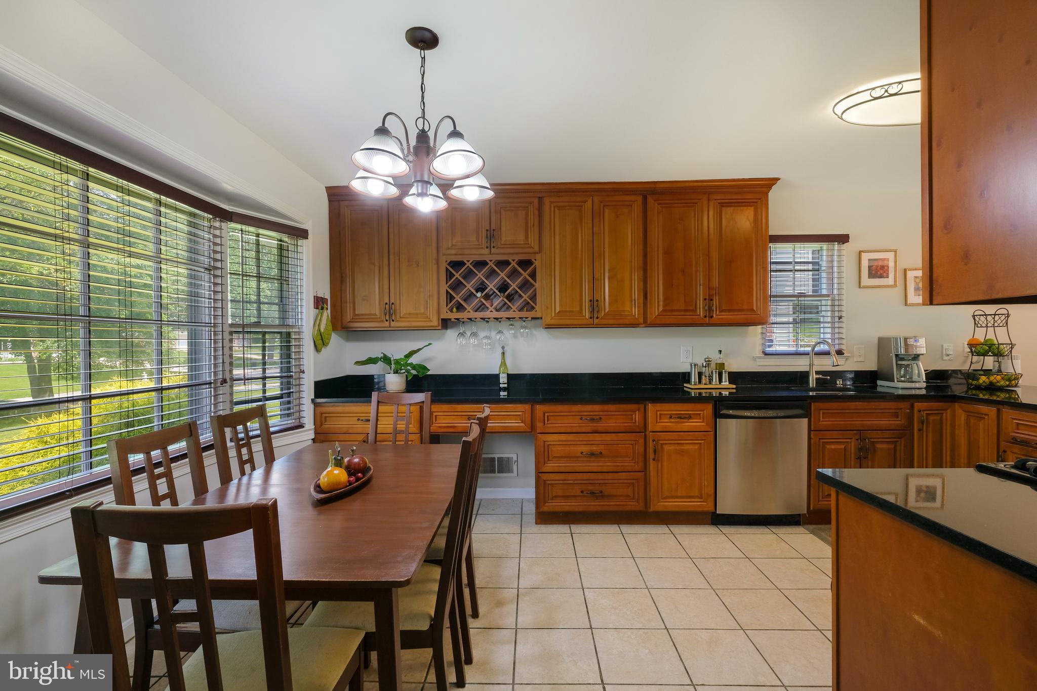13713 Lockdale Road Silver Spring, MD 20906 - Photo 8 of 58 GOURMET KITCHEN