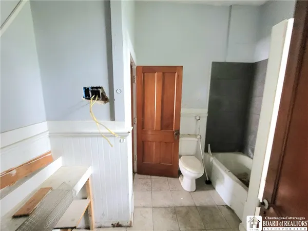 $59,900 | 52 Lakeview Avenue, Jamestown, NY 14701