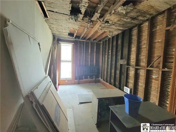 $59,900 | 52 Lakeview Avenue, Jamestown, NY 14701