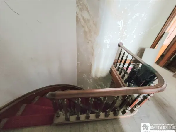 $59,900 | 52 Lakeview Avenue, Jamestown, NY 14701